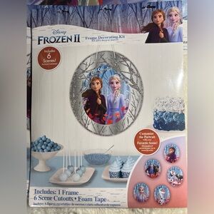 Disney Frozen Frame Decorating Kit, $15 each,
3 sets available
